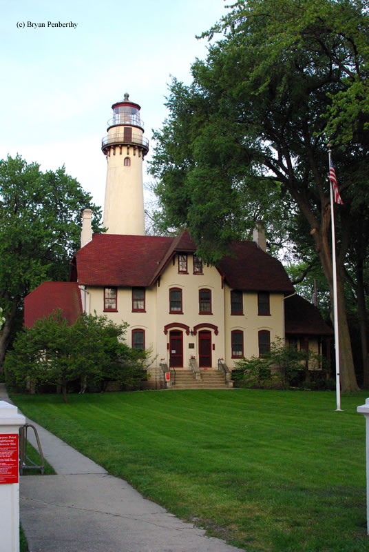 Photo of the Grosse Point Lighthouse.