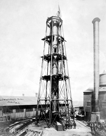 Hillsboro Lighthouse under construction in Detroit foundry (courtesy National Archives)