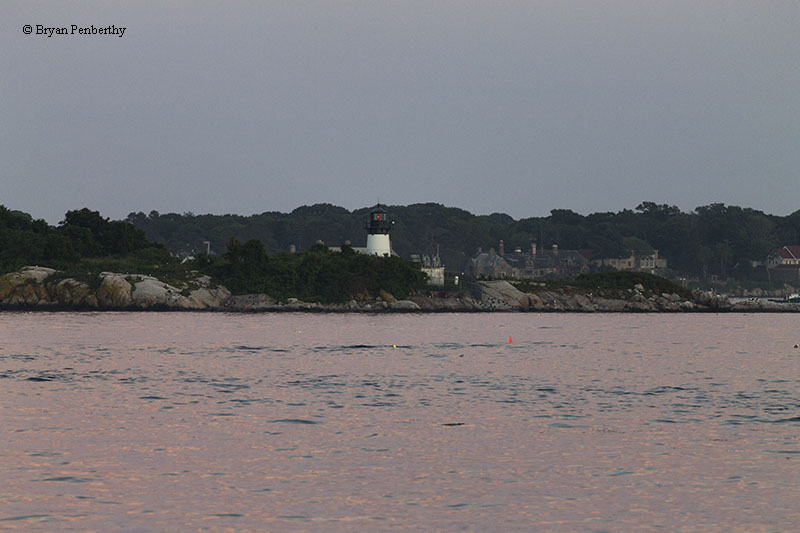 Photo of the Ten Pound Island Lighthouse.