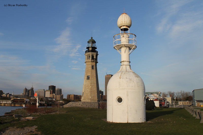 Buffalo North Breakwater, South Side Lighthouse Photos