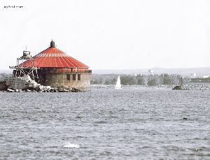 Close up of the Horseshoe Reef and Intake Crib lights.