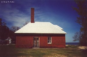 Fog signal building.
