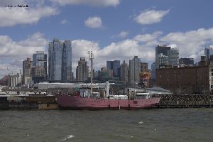 Side view of the Frying Pan Lightship.