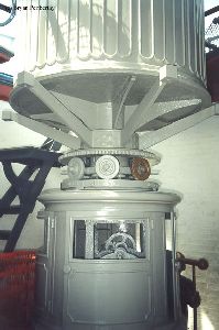 PRE MOVE: View of the original rotating mechanism.
