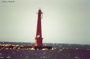 The North pierhead lighthouse @ Muskegon.