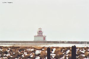 Nice clear close up shot of the lighthouse.
