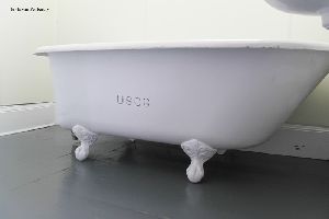 USCG logo on the tub.