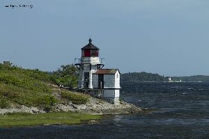 Nice close up of the Squirrel Point Lighthouse.